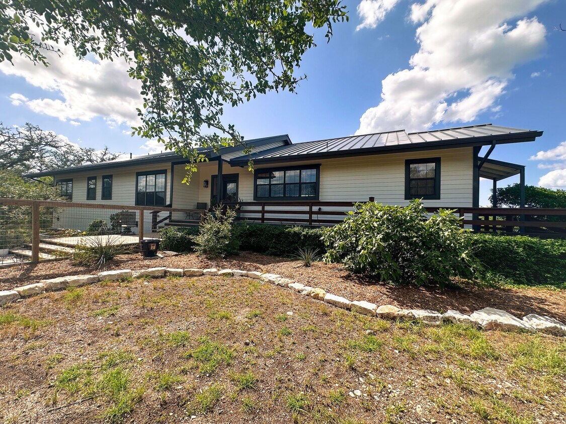 Foto principal - 599 Krause Rd