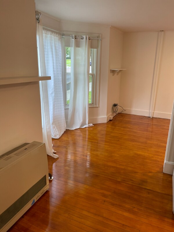 Foto del edificio - 239 Maple St