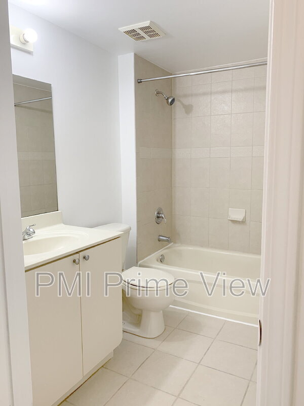Foto del edificio - 11060 SW 196th St