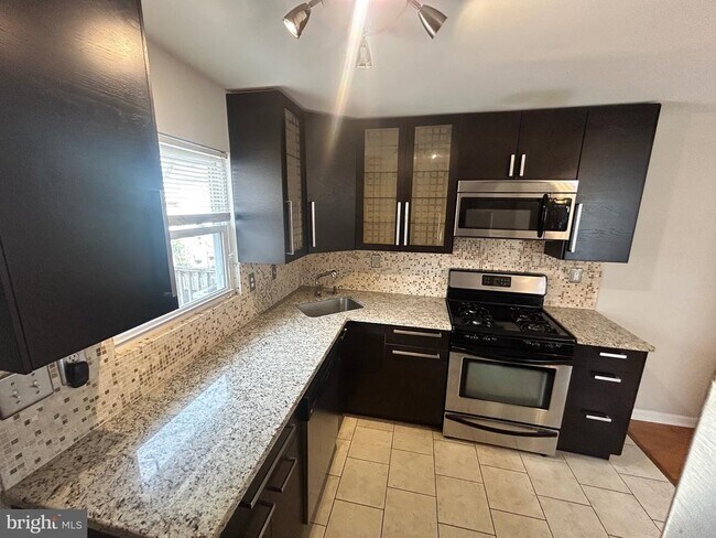 Foto del edificio - 40 E Barney St