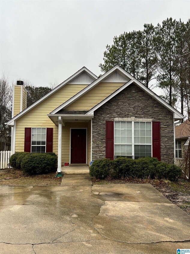 1020 Wyndham Ln, Helena, AL 35080 House Rental in Helena, AL