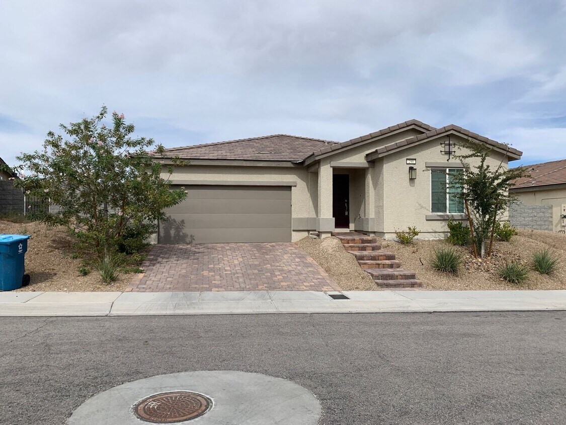 290 Appalachian Ln, Indian Springs, NV 89018 House Rental in Indian