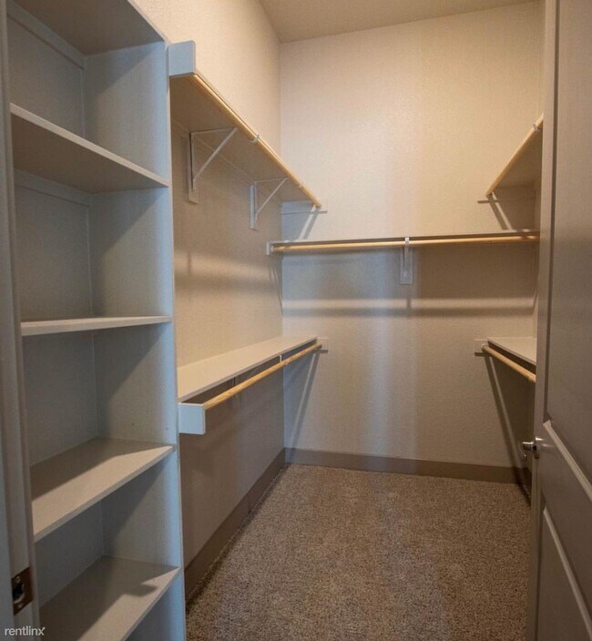 Foto del edificio - 1 br, 1 bath Condo - 15039 Fishtrap Rd /1Bath
