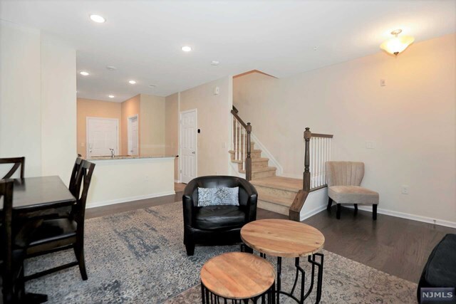 Building Photo - 114 Wesmont Drive
