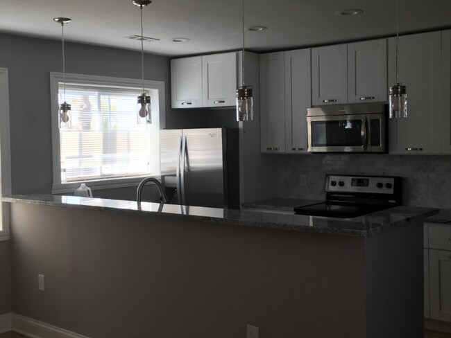 Foto del edificio - 846 48th St NE