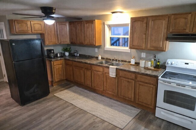 Foto del edificio - 159 Auburn St