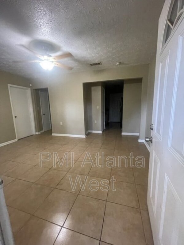 Foto del edificio - 249 Lawton St SW