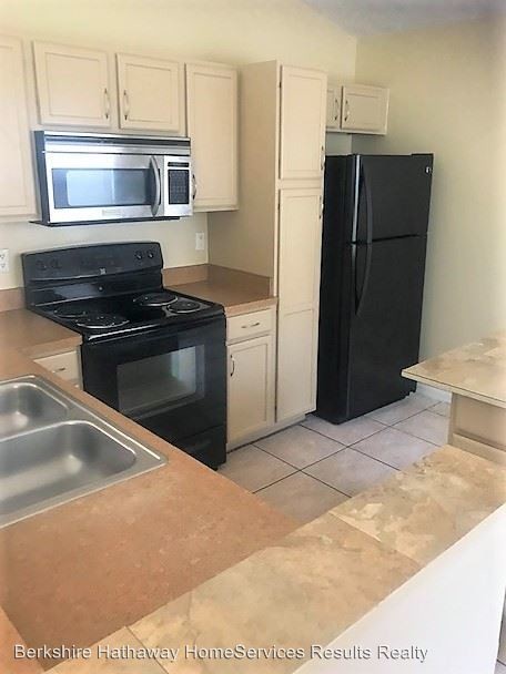 Building Photo - 3 br, 2 bath House - 2904 Cool Breeze Circle