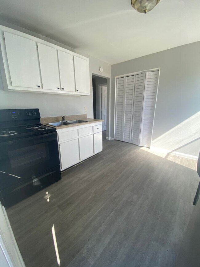 Foto del edificio - 920-920 11th Ave N