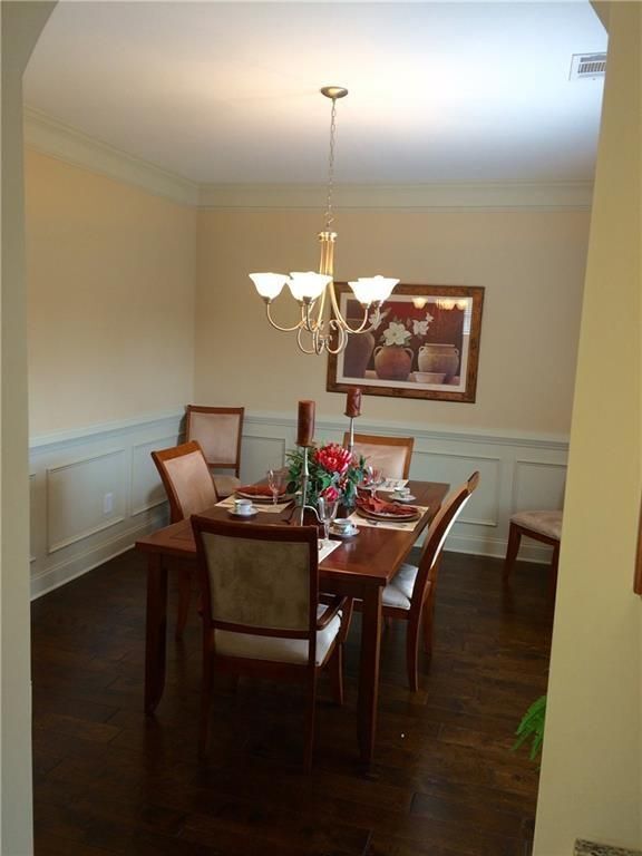 Foto del edificio - 718 Channel Ln