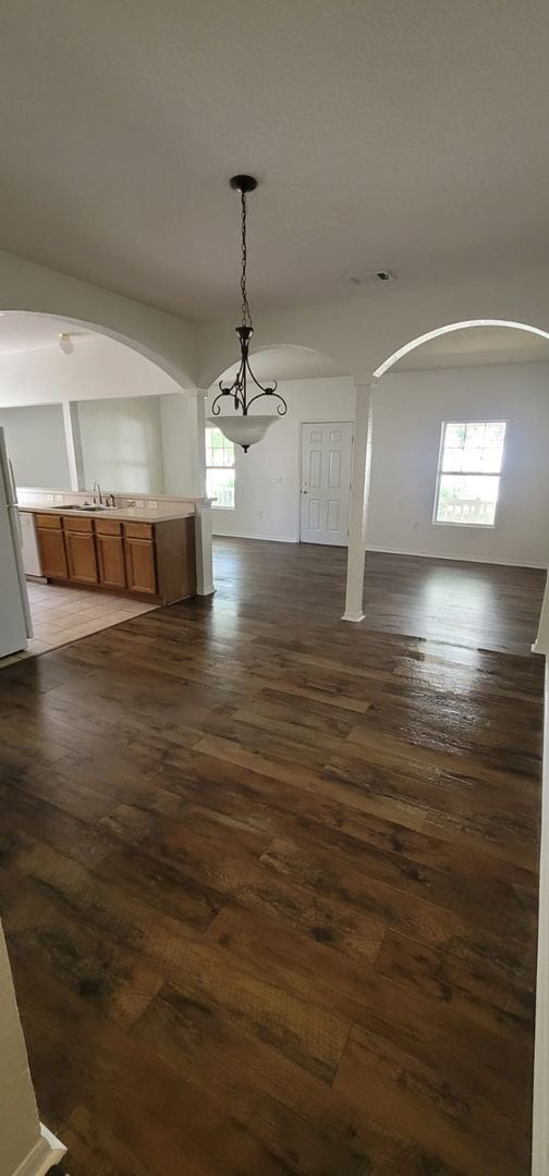 Building Photo - Coming Soon~ Adorable 2 bedrooms 2 baths recently remodeled rental home available in Groveland