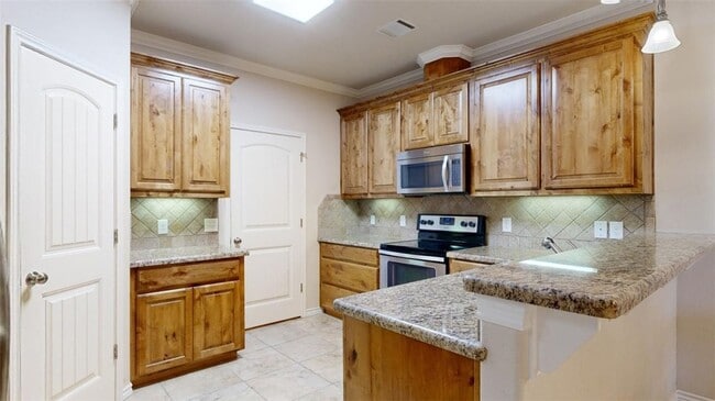 Building Photo - 3805 Silverthorne Ln