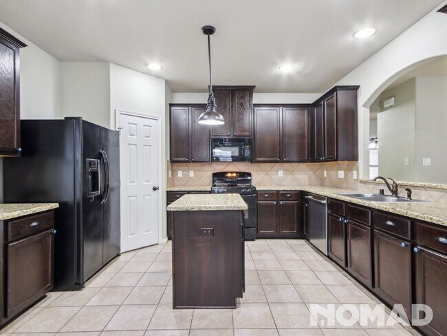 Foto del edificio - 2331 Grey Reef Dr