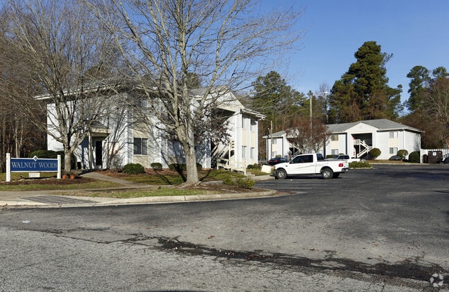 Building Photo - Walnut Woods Apartments