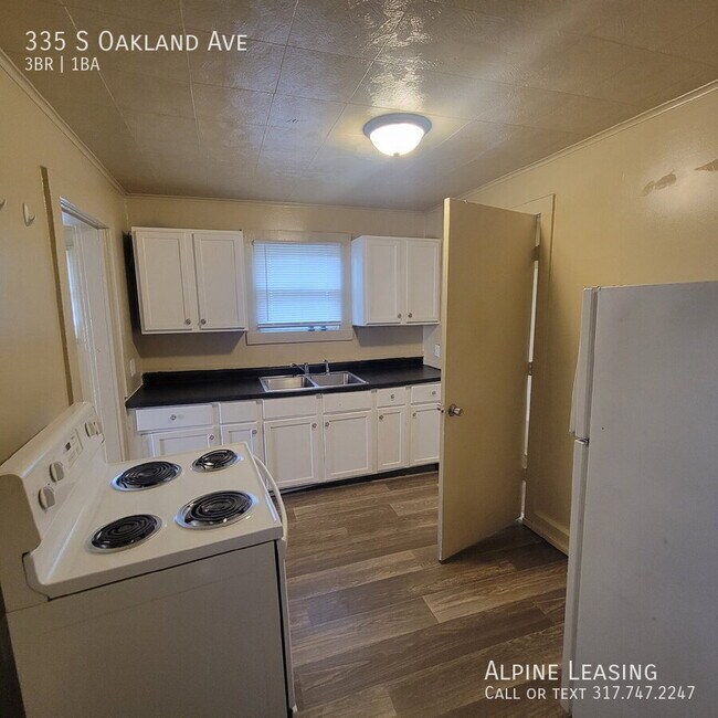 Building Photo - 335 S Oakland Ave