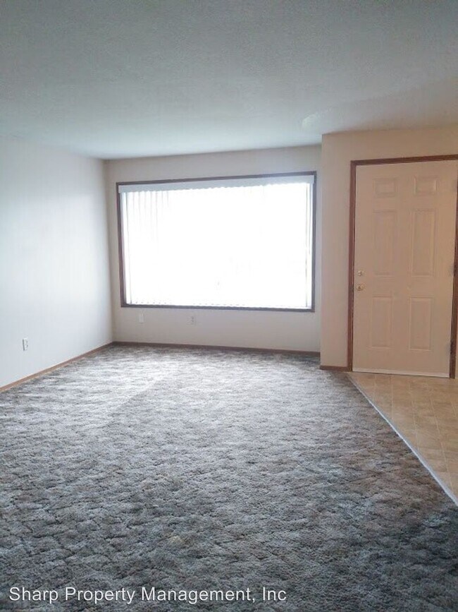 Foto del edificio - 3 br, 1 bath House - 252 18th Ave