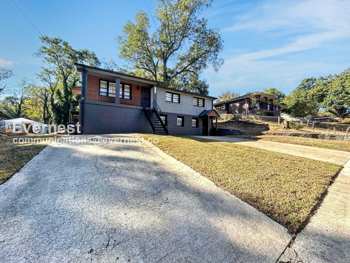 Primary Photo - 1214 Calhoun Ave