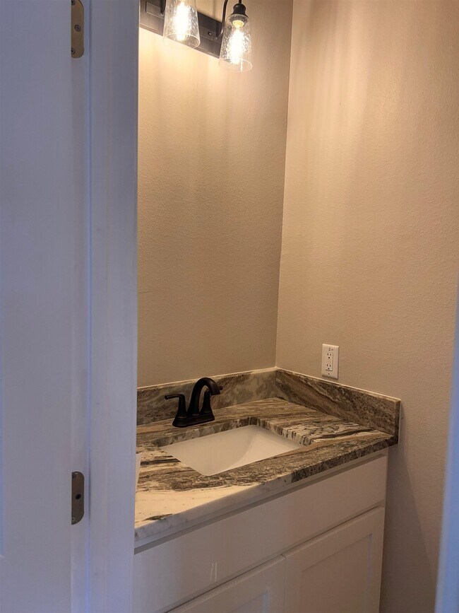Foto del edificio - 109 Rockwell Way