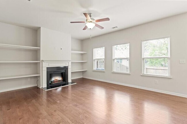 Building Photo - 2899 Cooper Brook Dr