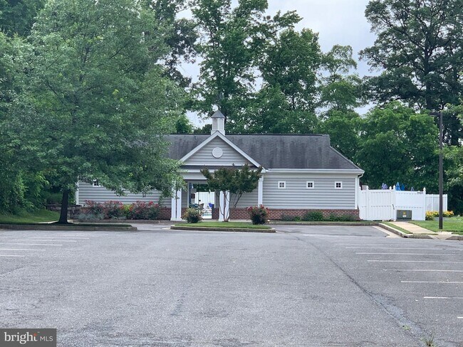 Building Photo - 594 Hopkins Landing Dr
