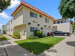 Building Photo - 7037 Milton Ave