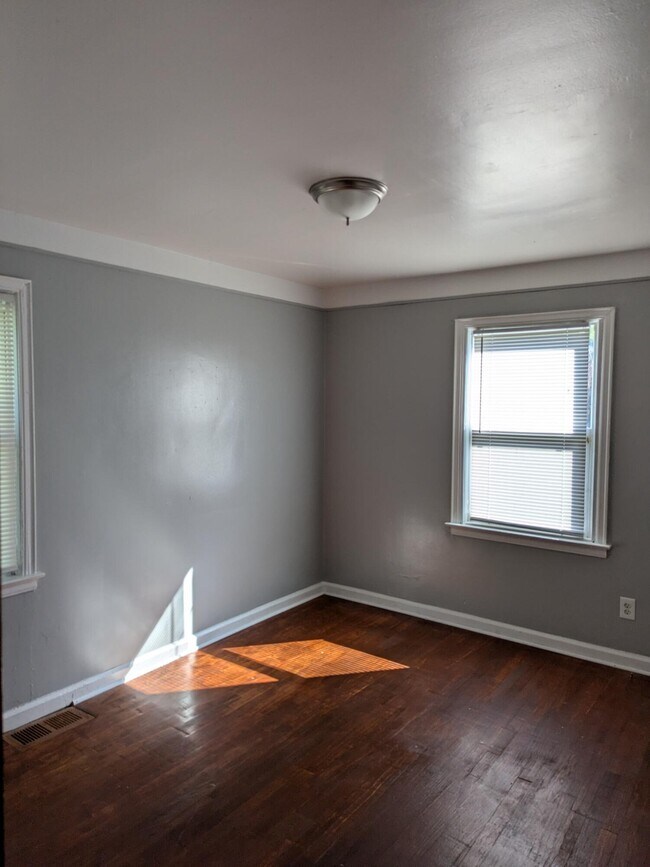 Building Photo - 15341 Fielding St