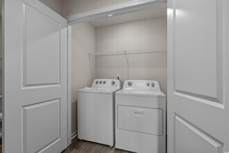 Building Photo - 344 Bayou Loop