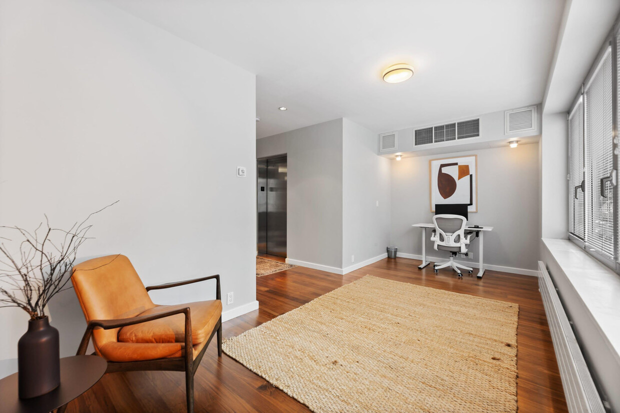 Foto principal - 459 W 44th St