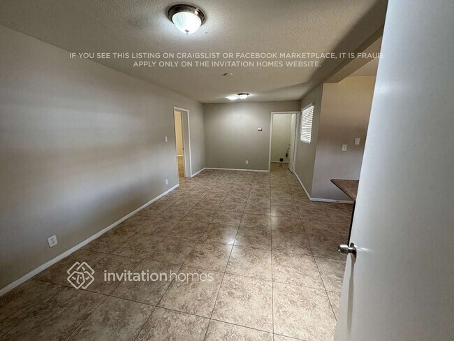 Foto del edificio - 3737 W Lawrence Rd