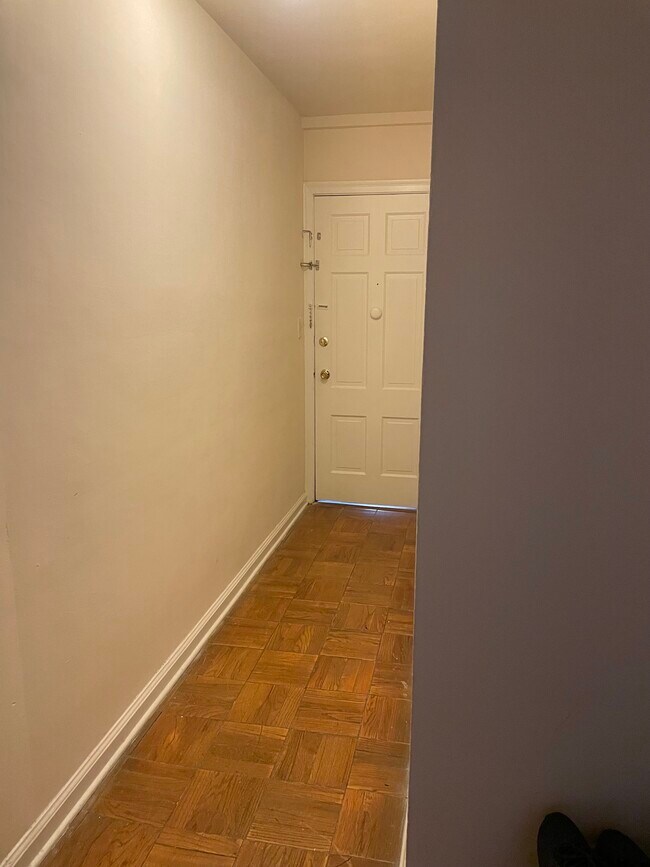 Foto del edificio - 2824 Thornhill Rd
