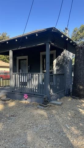 Building Photo - 1305 Lotus St