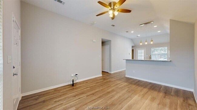 Building Photo - 509 Camp Court