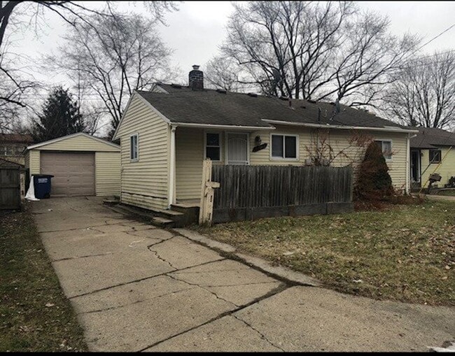 Building Photo - 2 Bedroom 1 Bath in Westland