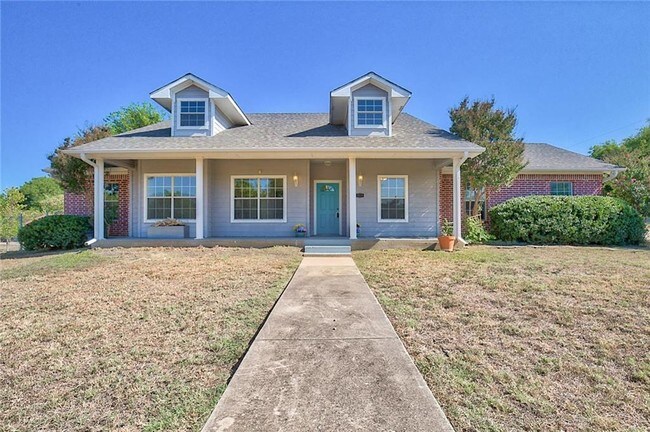Building Photo - 310 Hurricane Creek Ln