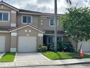 Building Photo - 1113 SW 158th Ave