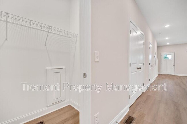 Foto del edificio - 2482 E 21st St