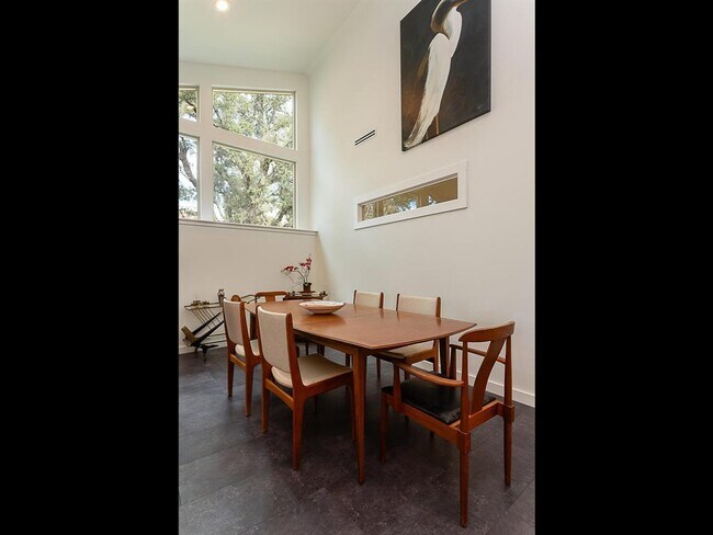 Foto del edificio - 8107 West Ct