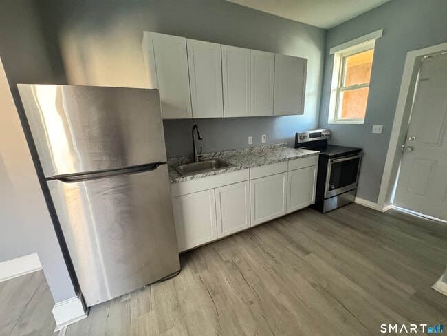 Building Photo - 283 Wethersfield Ave