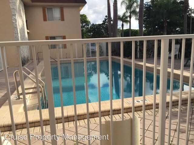 Building Photo - 515 S Sequoia Dr