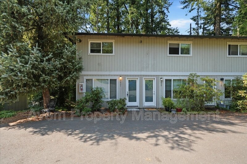 5023-5033 SW Pasadena Street - 5027 - 5023-5033 SW Pasadena Street - 5027