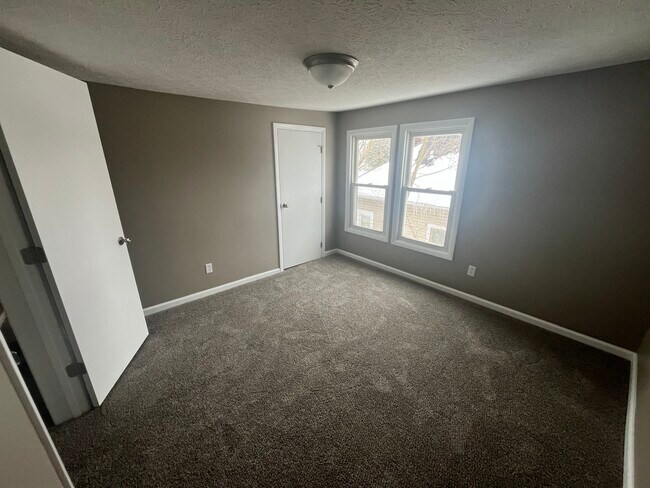 Foto del edificio - 638 Sherman St