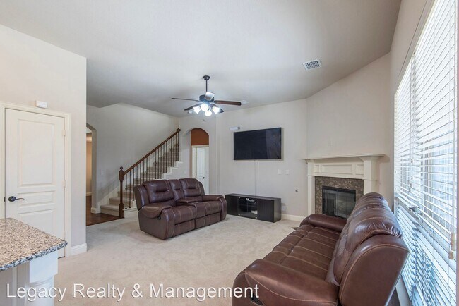 Foto del edificio - 4 br, 3 bath House - 1716 Ada Lane