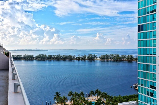 Foto del edificio - 2025 Brickell Ave