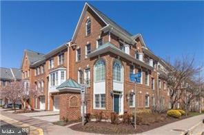 Foto principal - 1335 Lessard Ln