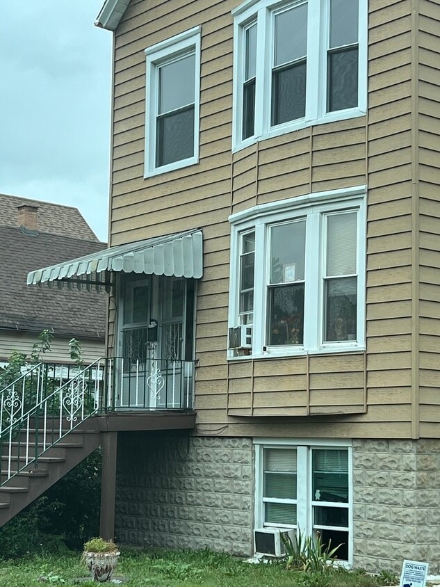 Foto principal - 4555 S Francisco Ave