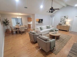 Building Photo - 22715 Braken Manor Ln