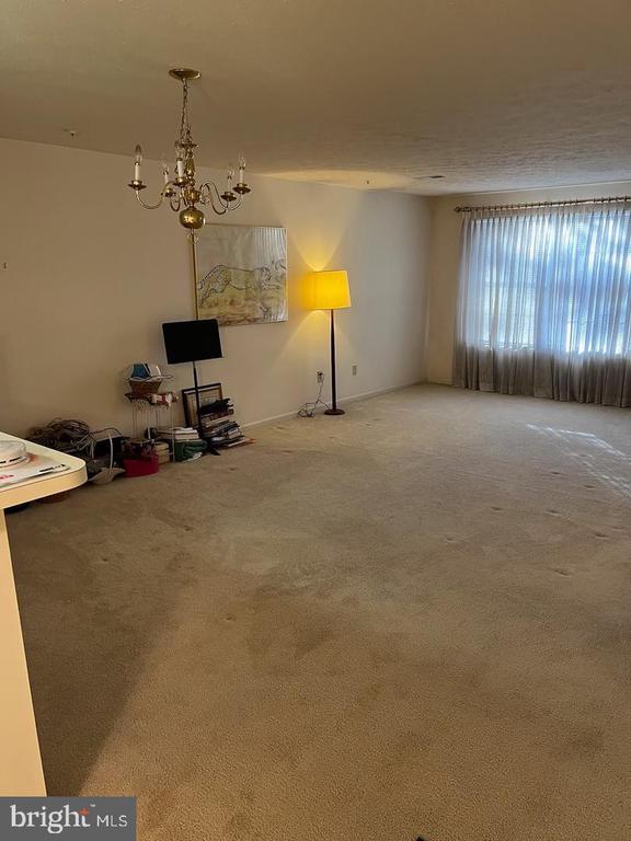 Foto del edificio - 4643 Deepwood Ct