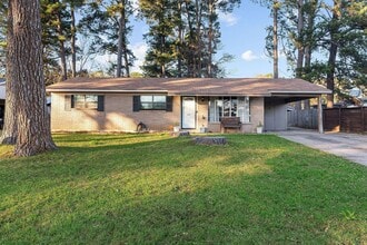 Building Photo - 5520 Knollcrest Dr