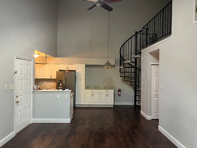 Building Photo - 1107 Tristram Cir