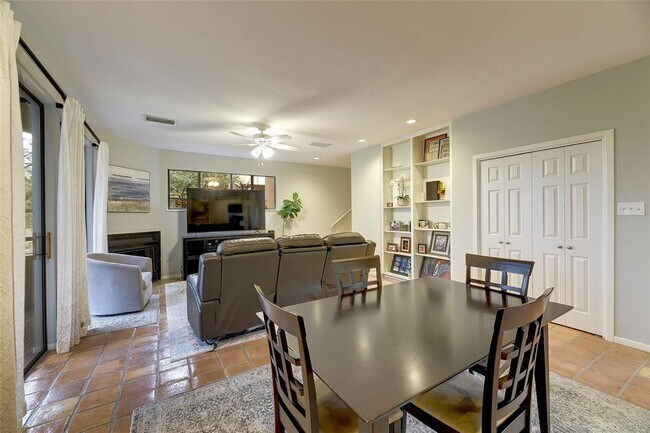 Foto del edificio - 1735 Spyglass Dr